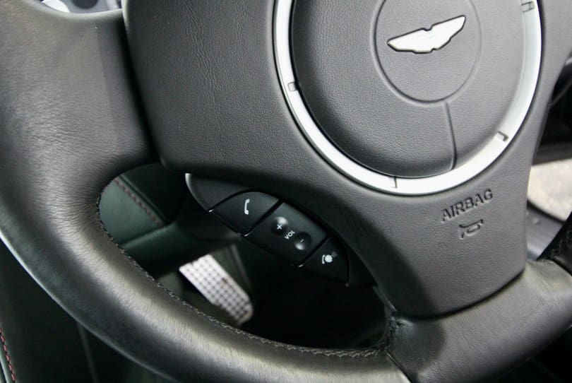 Aston Martin Db9 The Supercar Rooms (17)