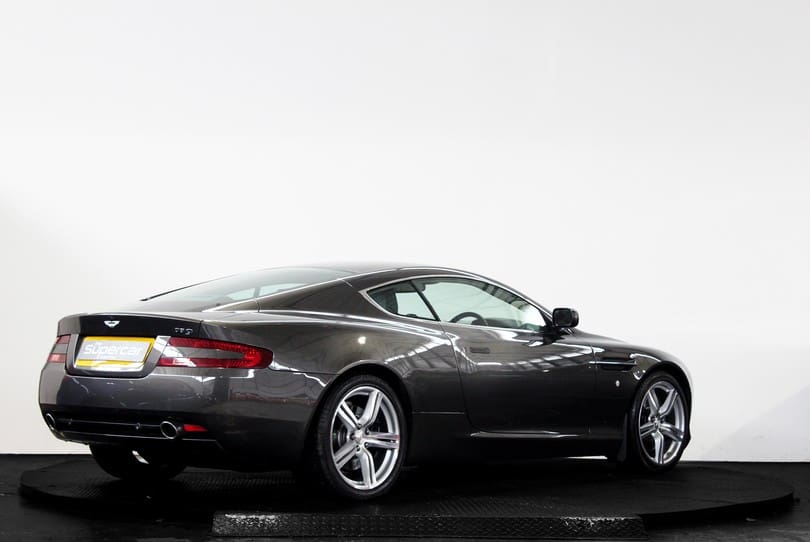 Aston Martin Db9 The Supercar Rooms (3)