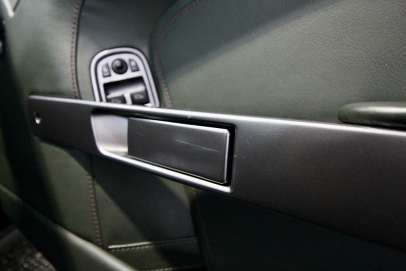 Aston Martin Db9 The Supercar Rooms (30)