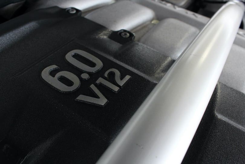 Aston Martin Db9 The Supercar Rooms (41)