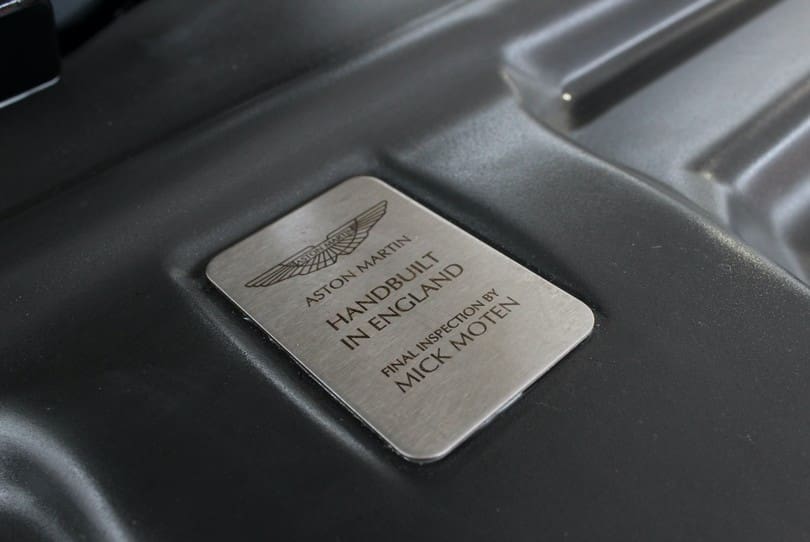 Aston Martin Db9 The Supercar Rooms (42)