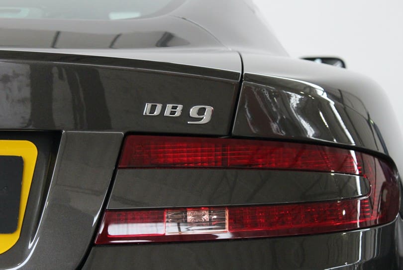 Aston Martin Db9 The Supercar Rooms (50)