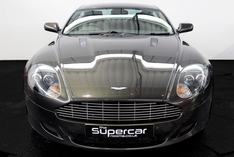 Aston Martin Db9 The Supercar Rooms (58)