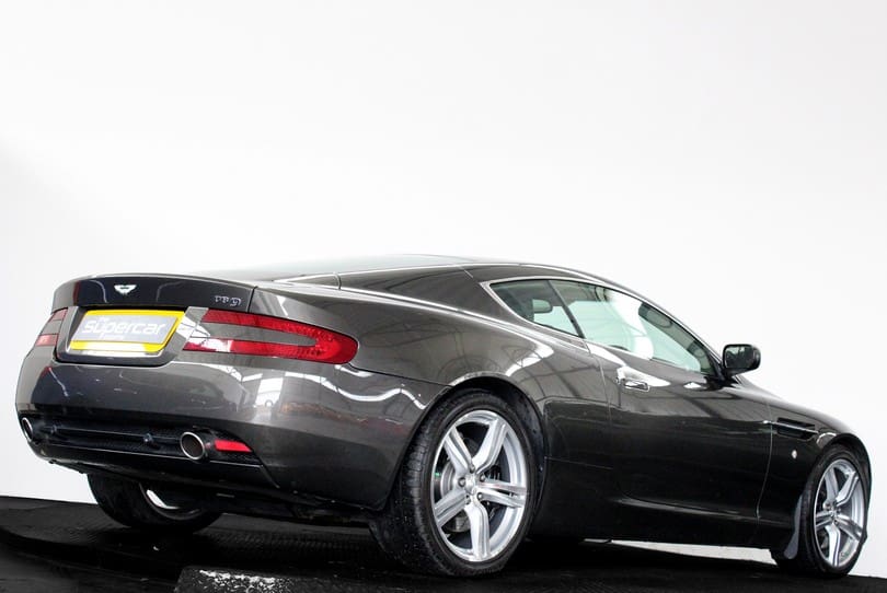 Aston Martin Db9 The Supercar Rooms (61)