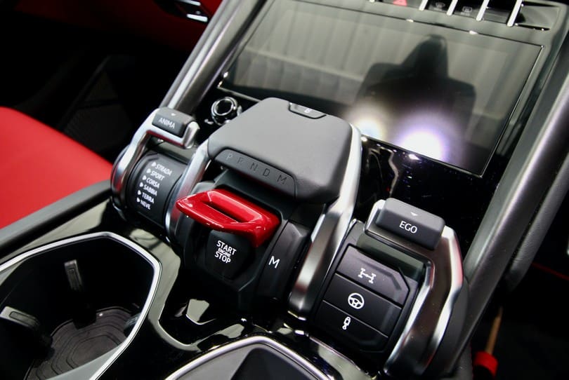 Lamborghini Urus The Supercar Rooms (15)