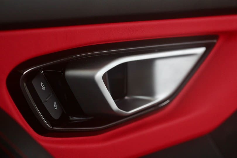 Lamborghini Urus The Supercar Rooms (33)