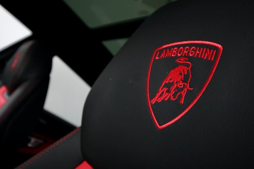 Lamborghini Urus The Supercar Rooms (42)