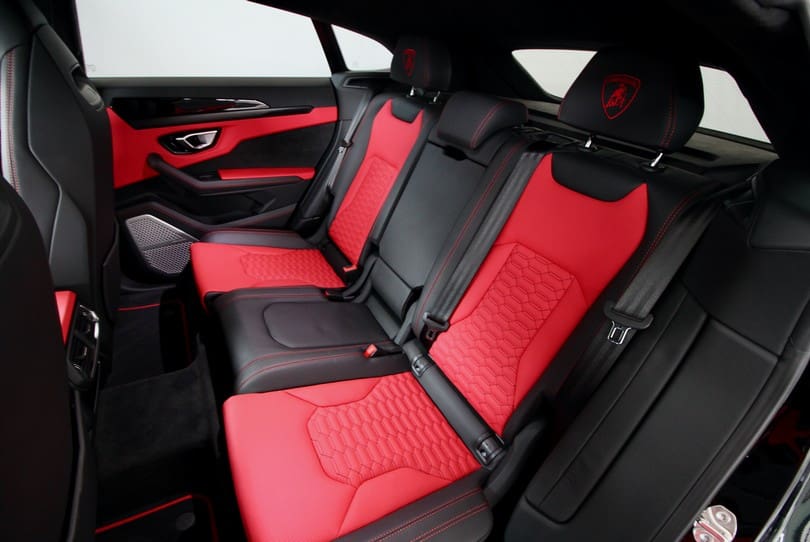 Lamborghini Urus The Supercar Rooms (43)