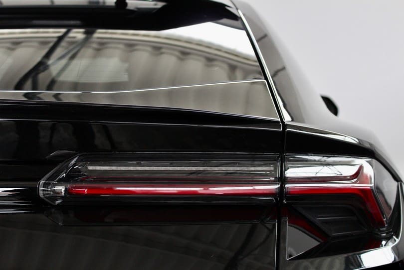 Lamborghini Urus The Supercar Rooms (54)