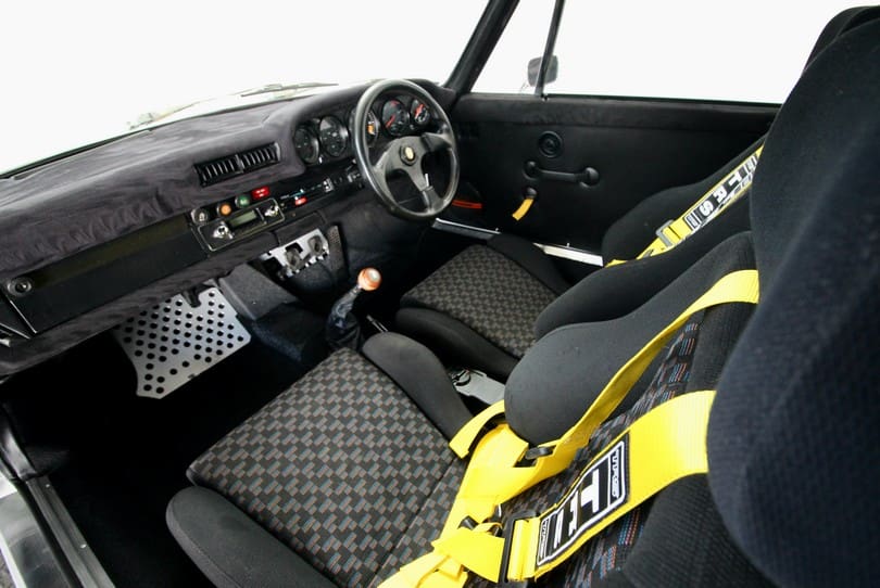 Porsche 911 The Supercar Rooms (12)