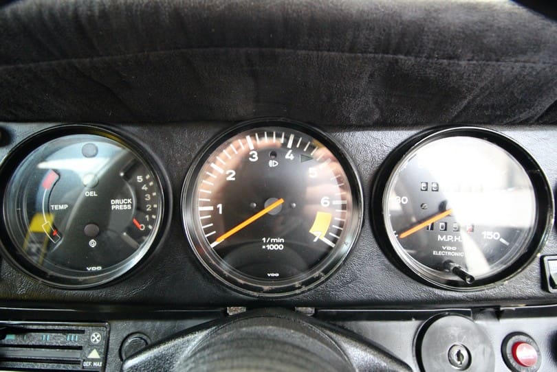 Porsche 911 The Supercar Rooms (16)