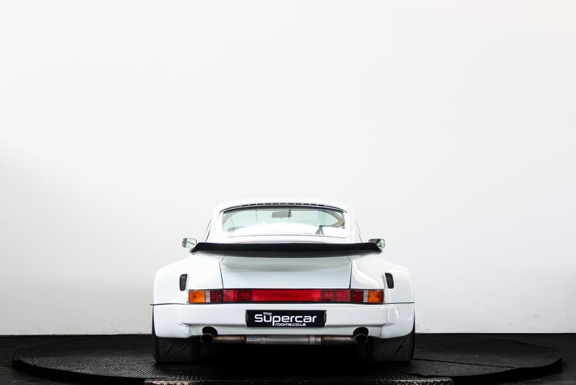 Porsche 911 The Supercar Rooms (4)