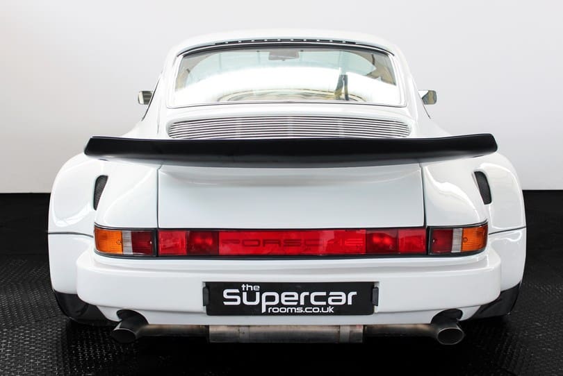 Porsche 911 The Supercar Rooms (43)