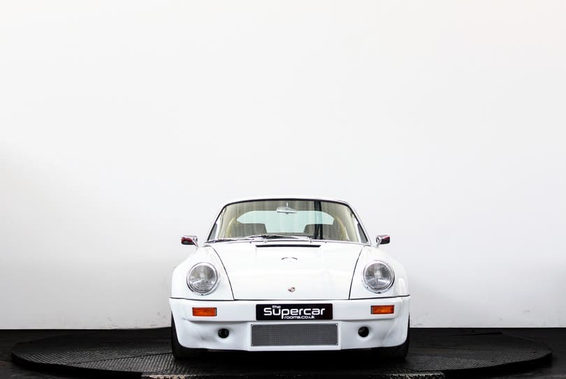 Porsche 911 The Supercar Rooms (8)