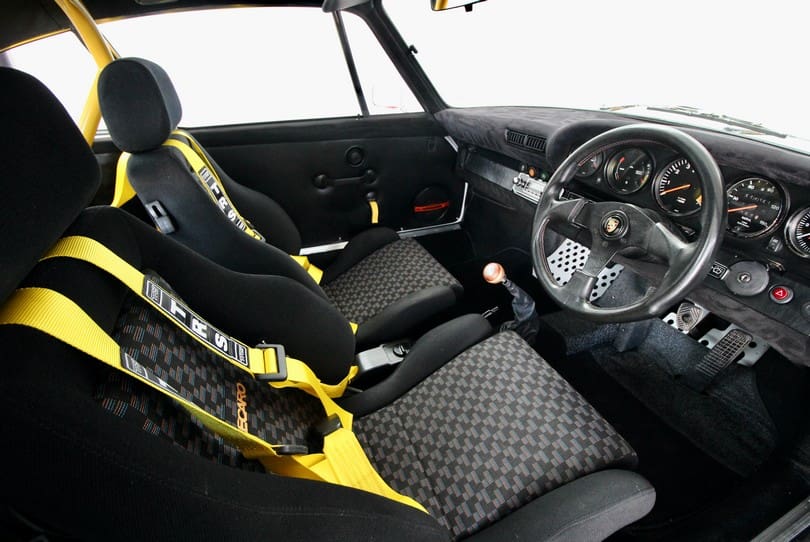 Porsche 911 The Supercar Rooms (9)