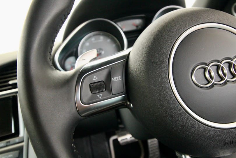 Audi R8 The Supercar Rooms (17)