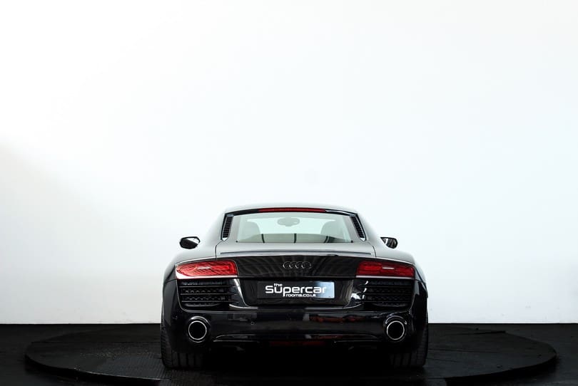 Audi R8 The Supercar Rooms (4)