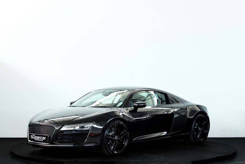 Audi R8 The Supercar Rooms (7)