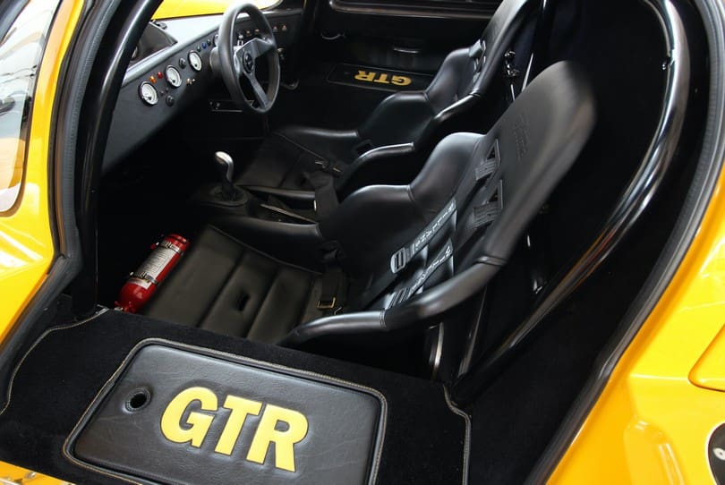 Ultima Gtr The Supercar Rooms (12)