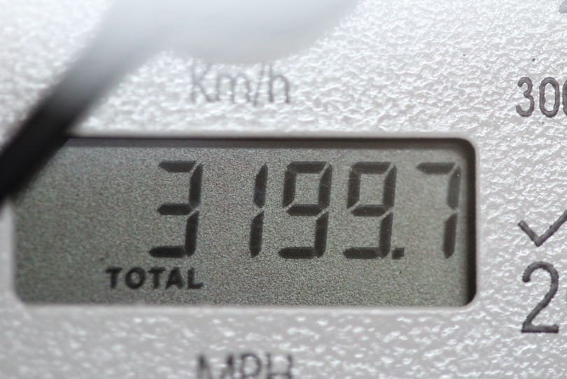 Ultima Gtr The Supercar Rooms (18)