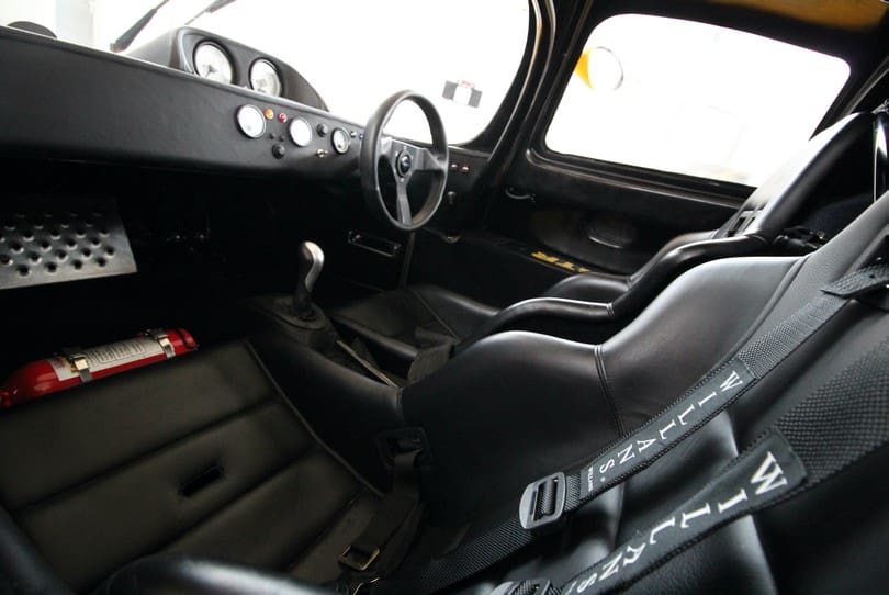 Ultima Gtr The Supercar Rooms (19)