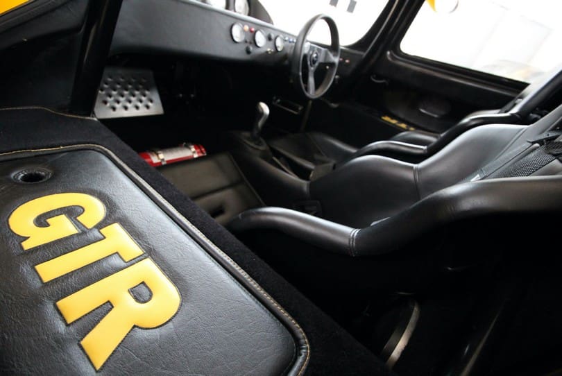 Ultima Gtr The Supercar Rooms (20)