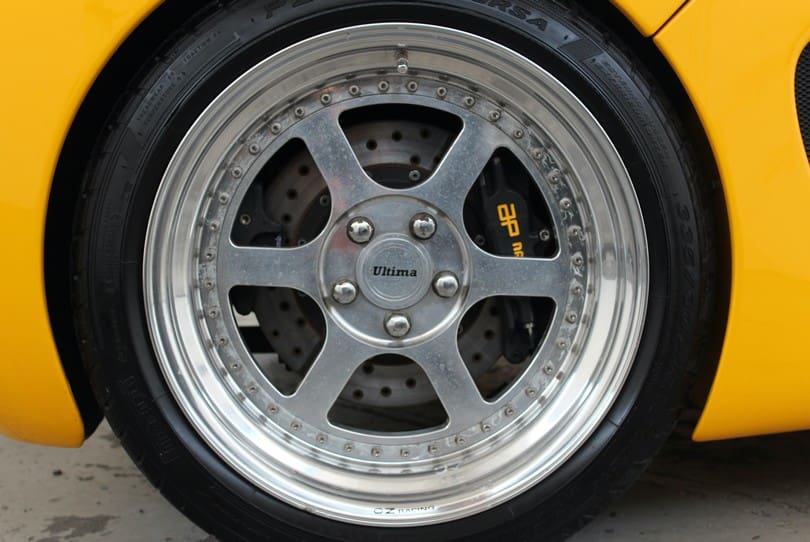 Ultima Gtr The Supercar Rooms (29)