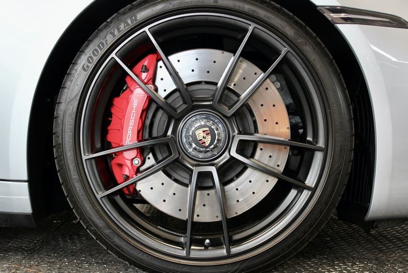 Porsche 992 C4 Gts The Supercar Rooms (40)