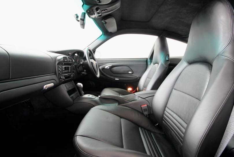 Porsche 996 C4s The Supercar Rooms (11)