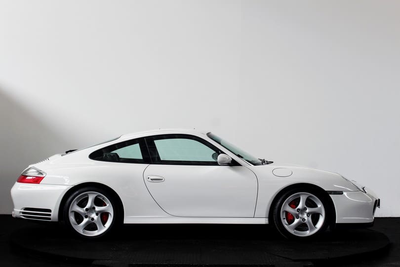 Porsche 996 C4s The Supercar Rooms (2)