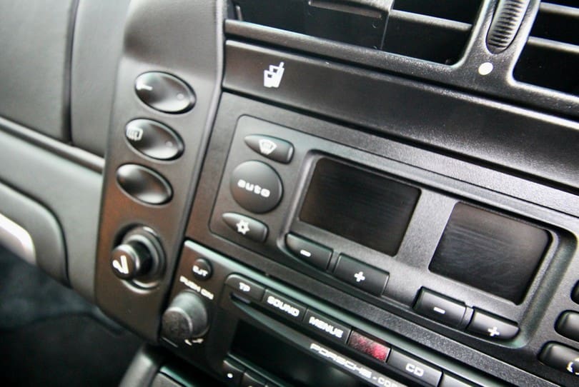 Porsche 996 C4s The Supercar Rooms (25)