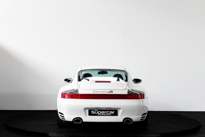 Porsche 996 C4s The Supercar Rooms (4)