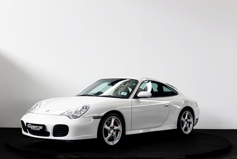 Porsche 996 C4s The Supercar Rooms (7)