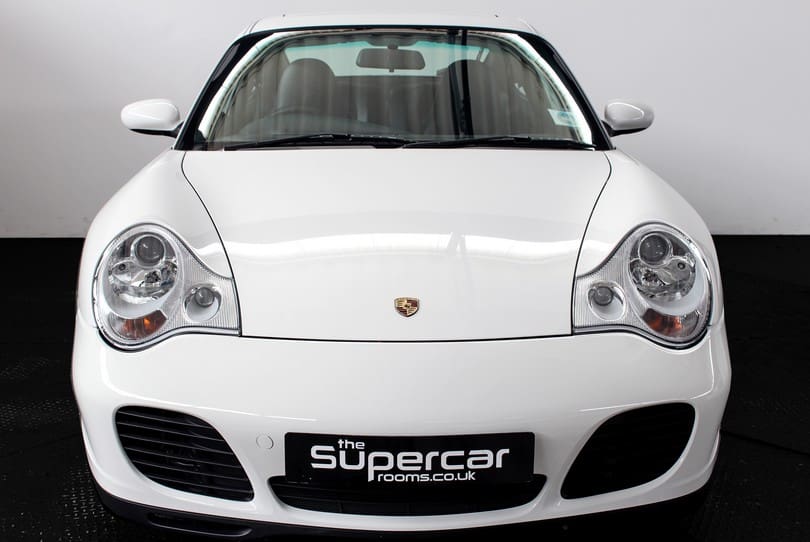 Porsche 996 C4s The Supercar Rooms (81)