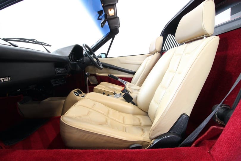 Ferrari 308 Gts Qv The Supercar Rooms (14)