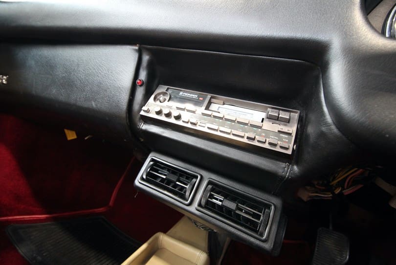 Ferrari 308 Gts Qv The Supercar Rooms (20)