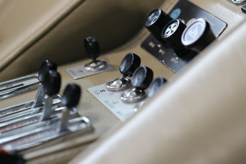 Ferrari 308 Gts Qv The Supercar Rooms (31)