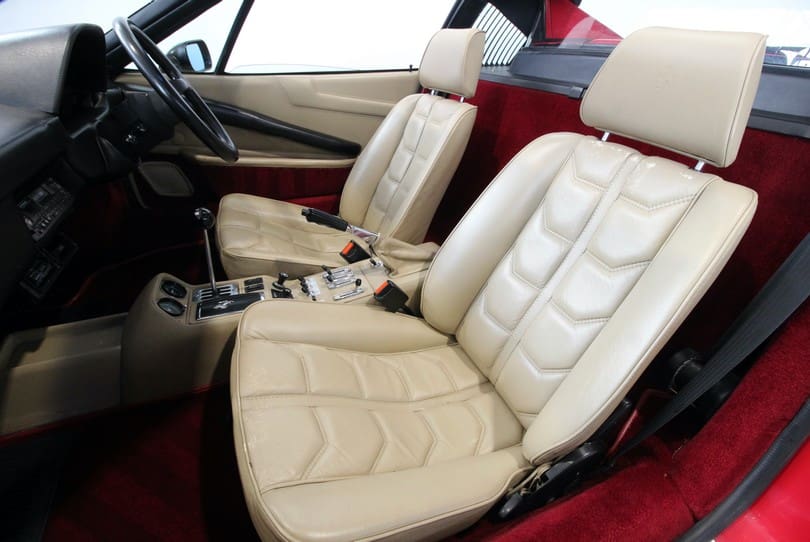 Ferrari 308 Gts Qv The Supercar Rooms (34)