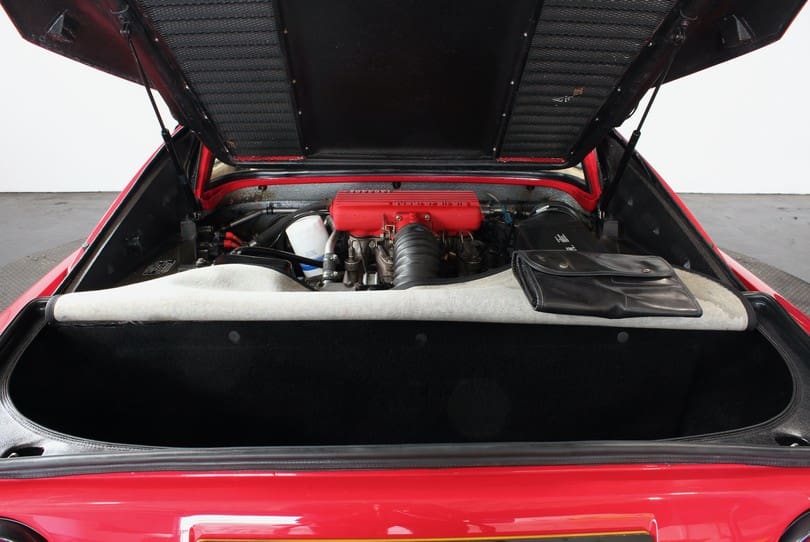 Ferrari 308 Gts Qv The Supercar Rooms (38)