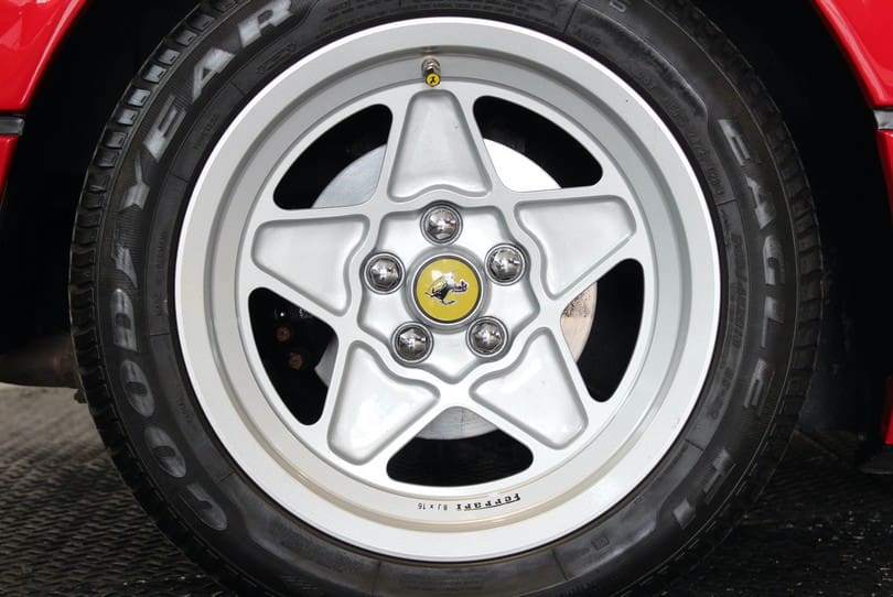 Ferrari 308 Gts Qv The Supercar Rooms (44)