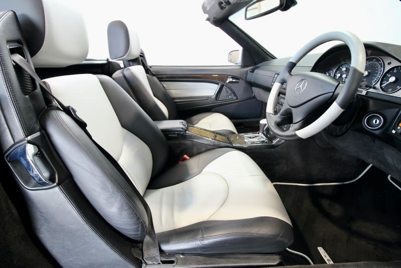 Mercedes Sl500 Silver Arrow The Supercar Rooms (16)