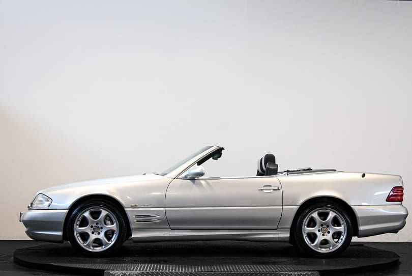 Mercedes Sl500 Silver Arrow The Supercar Rooms (6)