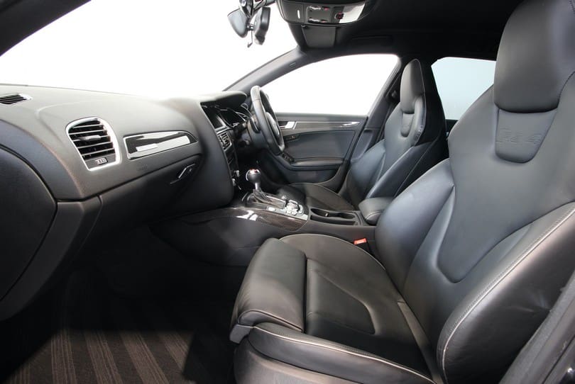 Audi Rs4 Sport Edition The Supercar Rooms (11)