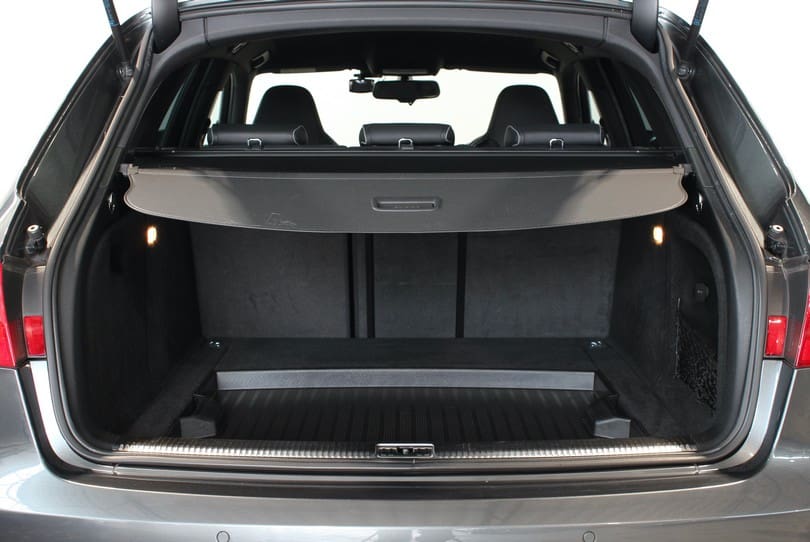 Audi Rs4 Sport Edition The Supercar Rooms (29)