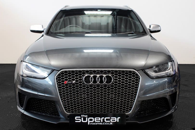 Audi Rs4 Sport Edition The Supercar Rooms (41)