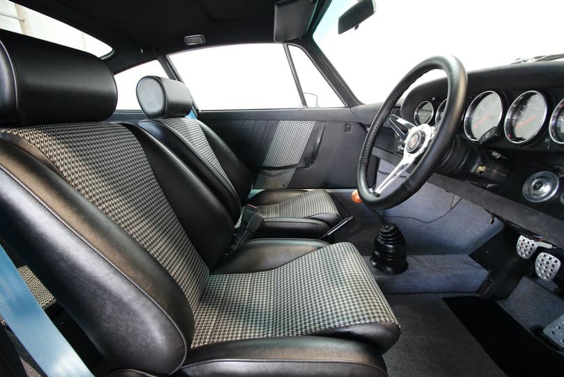 Porsche 911 Restomod The Supercar Rooms (10)