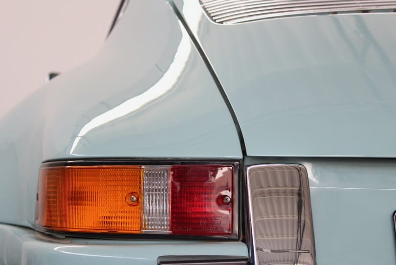 Porsche 911 Restomod The Supercar Rooms (32)