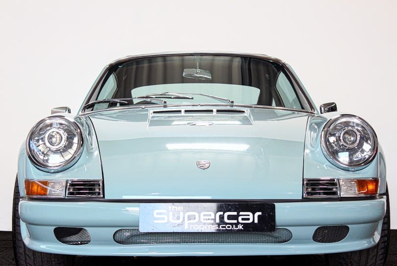 Porsche 911 Restomod The Supercar Rooms (65)