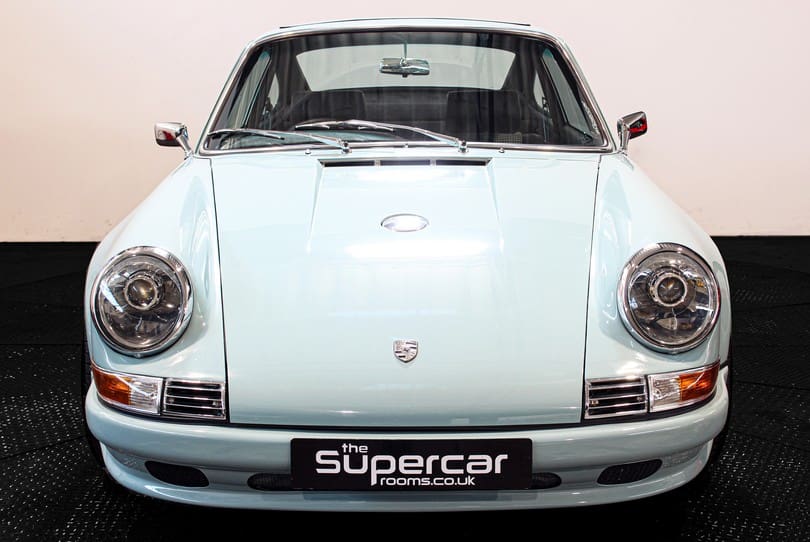 Porsche 911 Restomod The Supercar Rooms (66)
