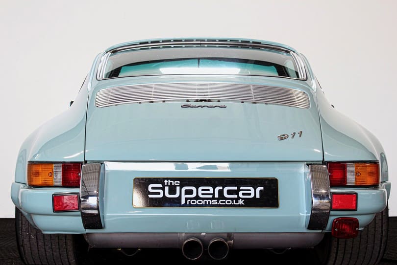 Porsche 911 Restomod The Supercar Rooms (67)
